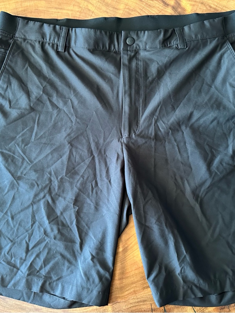 Greg Norman Collection Men's Black Flat Front Golf Shorts